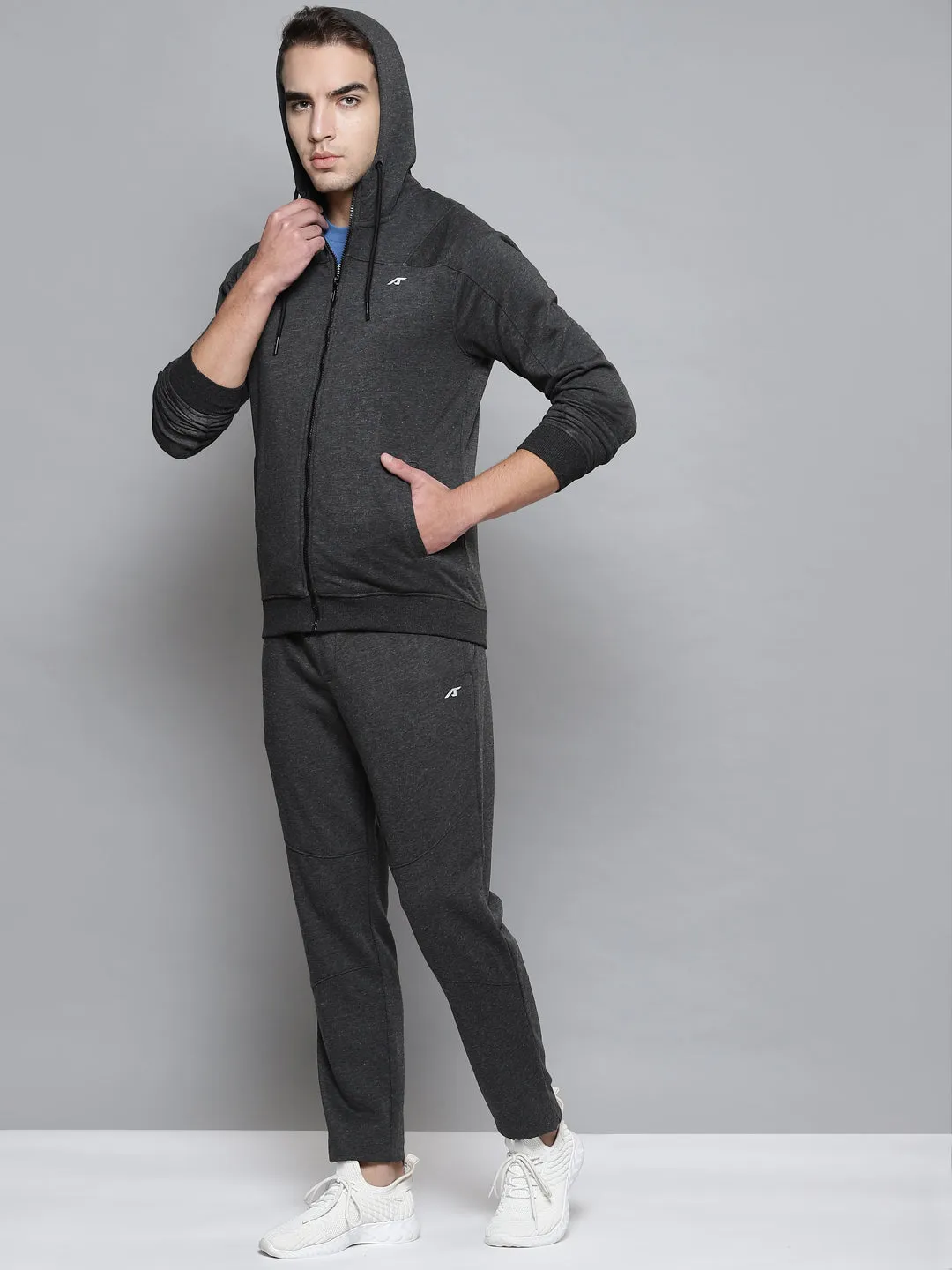 Alcis Men Charcoal Grey Solid Tracksuit