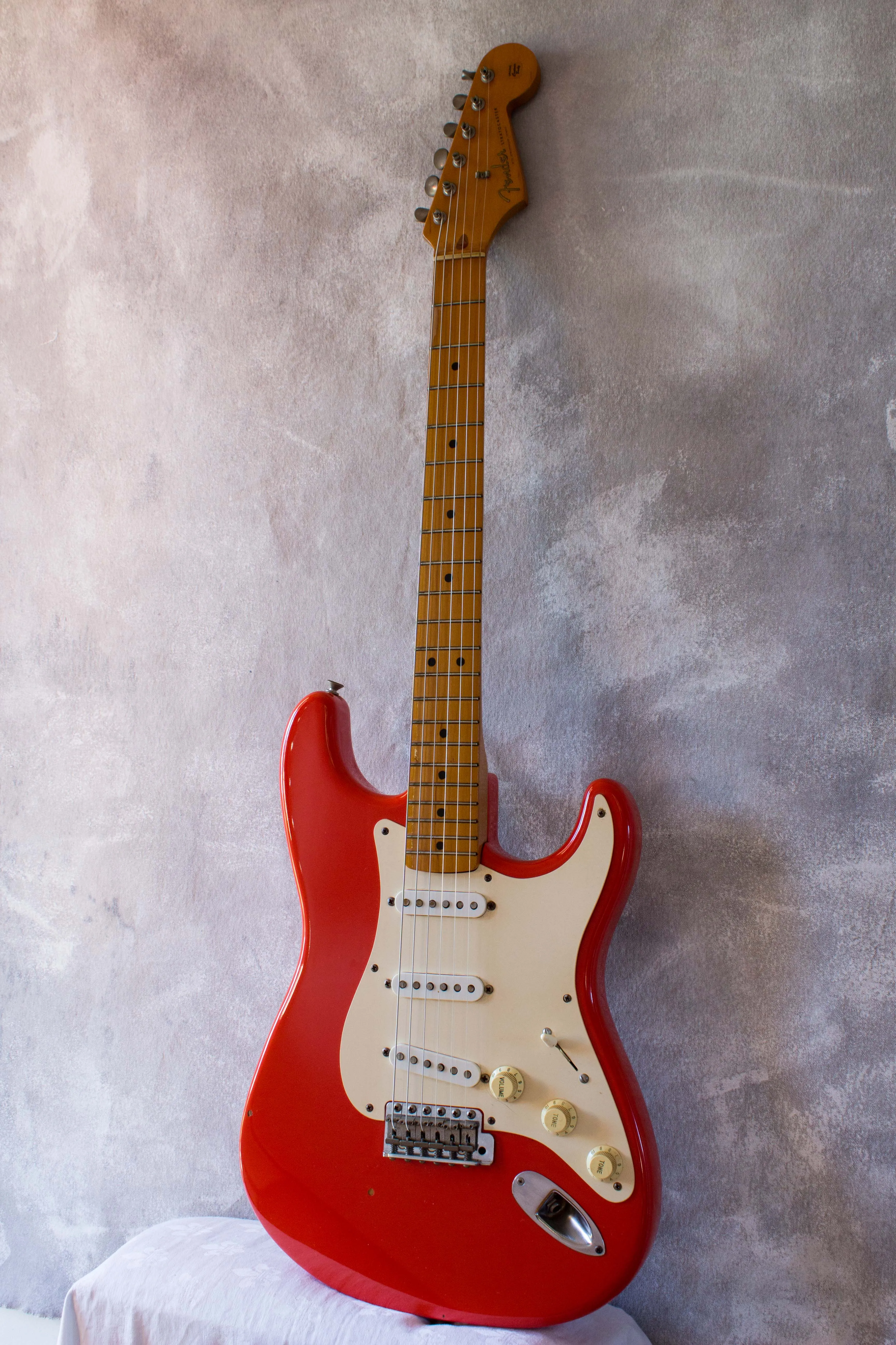 Fender American Vintage '57 Stratocaster Fiesta Red 1992