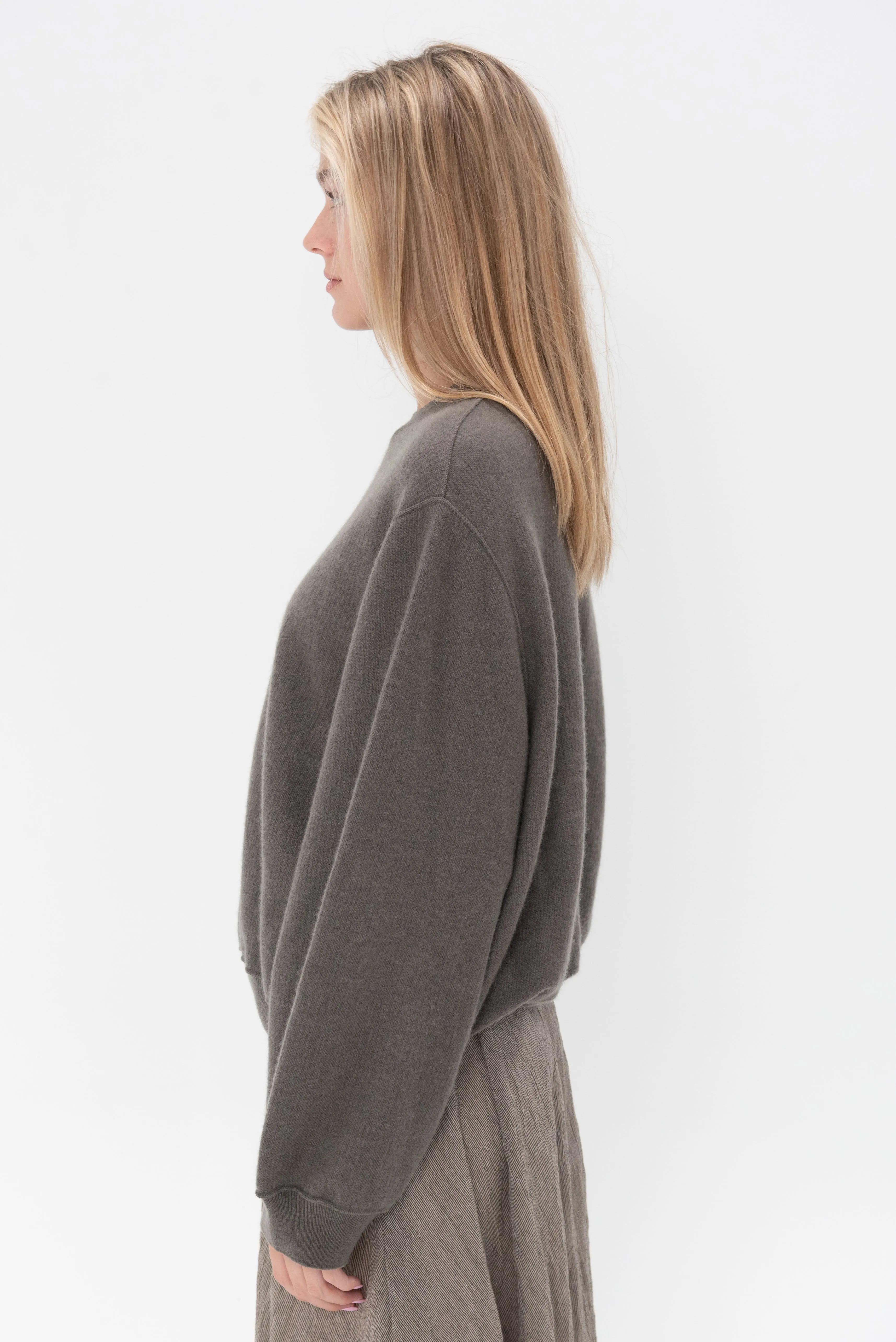 Regular Rounded Neck Sweater