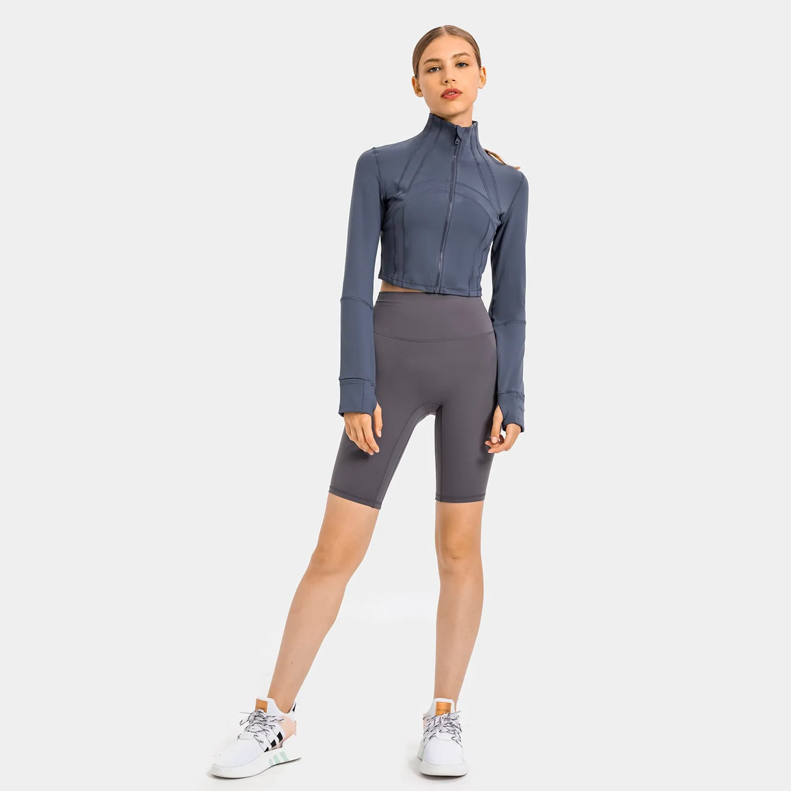 Seamless Flow Zip-Up Front Cropped Sports Top