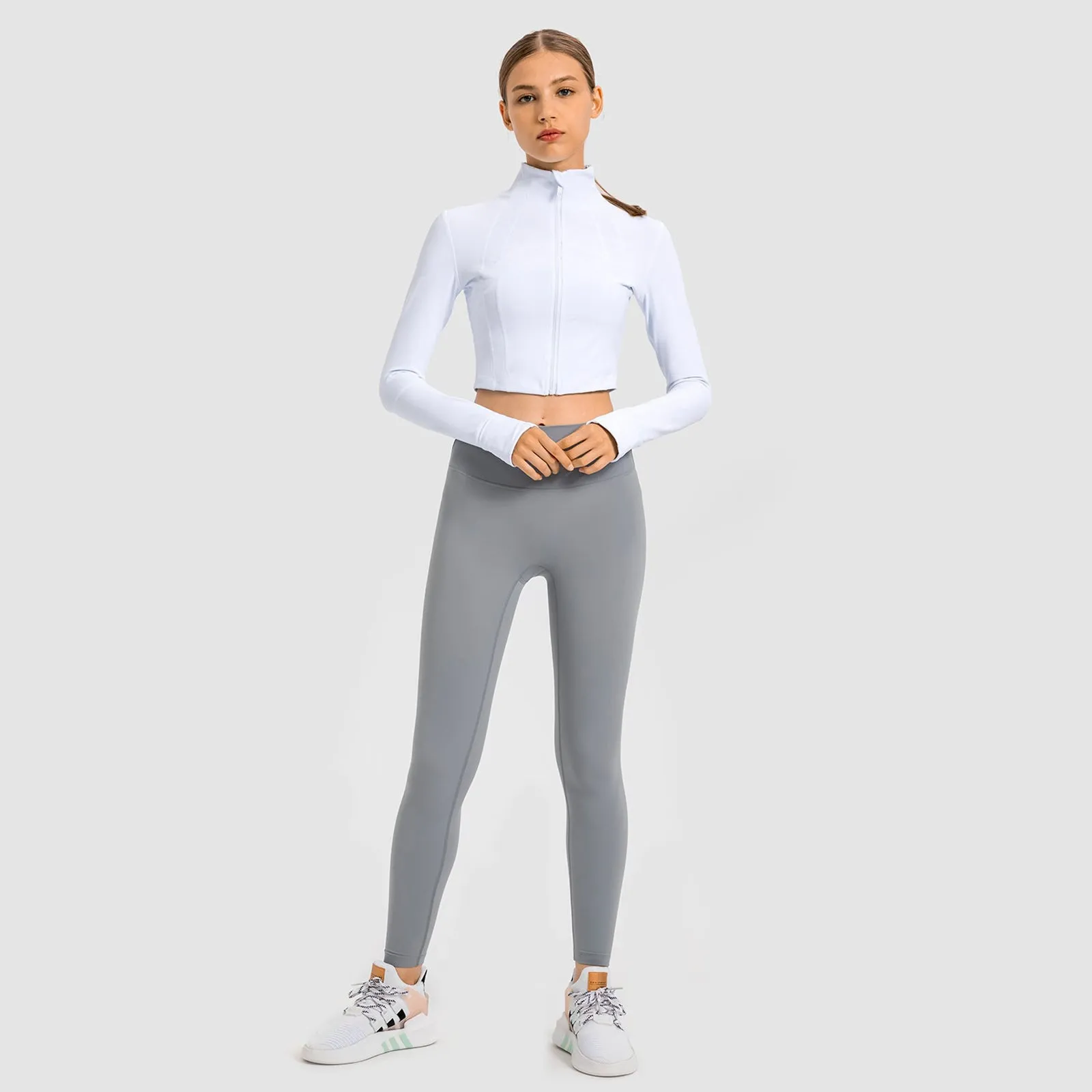 Seamless Flow Zip-Up Front Cropped Sports Top